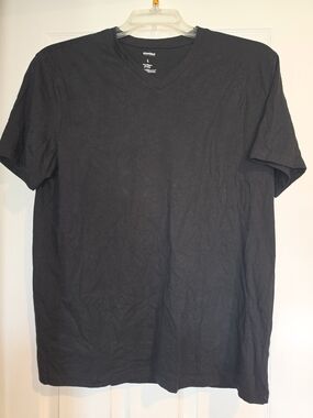 Sonoma Black V-Neck Short Sleeve Tee